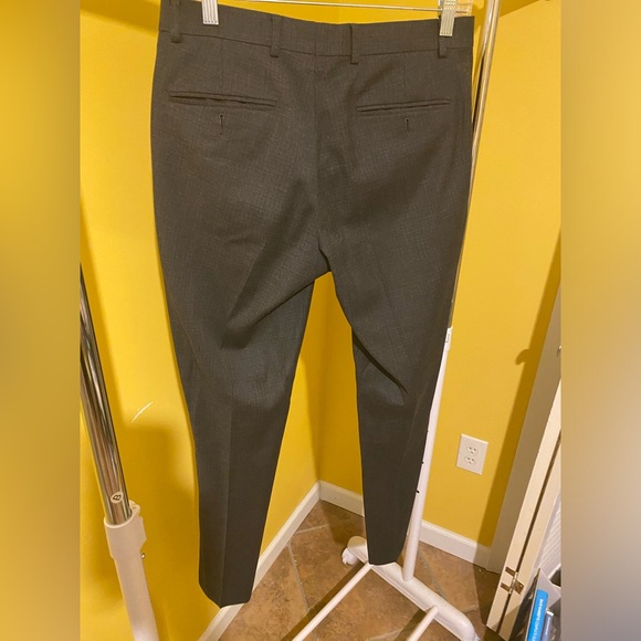 Men’s Apt 9 Modern-Fit Flat-Front Dress Pants - Picture 1 of 8